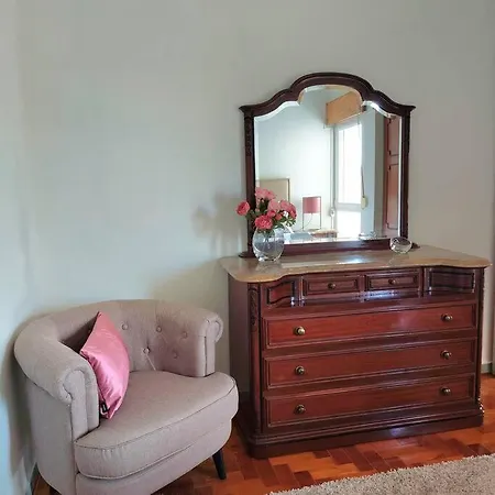 Apartment Oliva 50 - 4br, Office And Balcony Lissabon