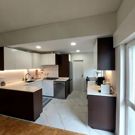 Oliva 50 - 4 Bedrooms And Office - 3 Bathrooms - Near Expo & Airport * Lisboa