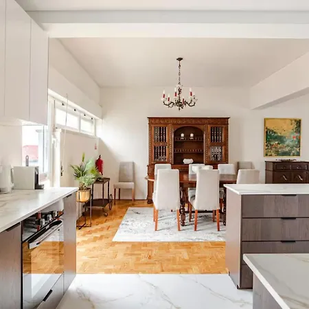 Апартаменты Oliva 50 - 4 Bedrooms And Office - 3 Bathrooms - Near Expo & Airport