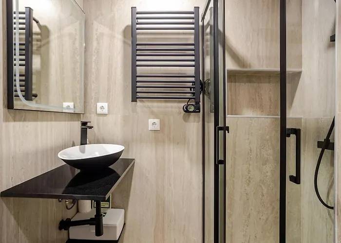 Oliva 50 - 4 Bedrooms And Office - 3 Bathrooms - Near Expo & Airport * リスボン