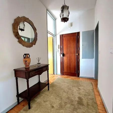 Oliva 50 - 4br, Office And Balcony Apartamento *