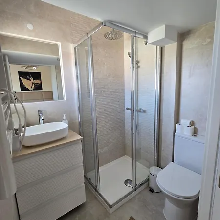 Διαμέρισμα Oliva 50 - 4 Bedroom And Office - Near Expo And Airport