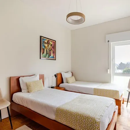 Oliva 50 - 4 Bedrooms And Office - 3 Bathrooms - Near Expo & Airport Lisboa