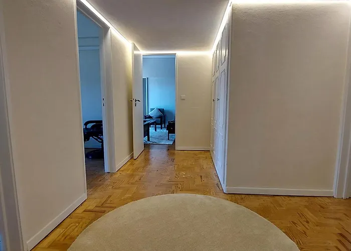 Oliva 50 - 4 Bedrooms And Office - 3 Bathrooms - Near Expo & Airport Διαμέρισμα *