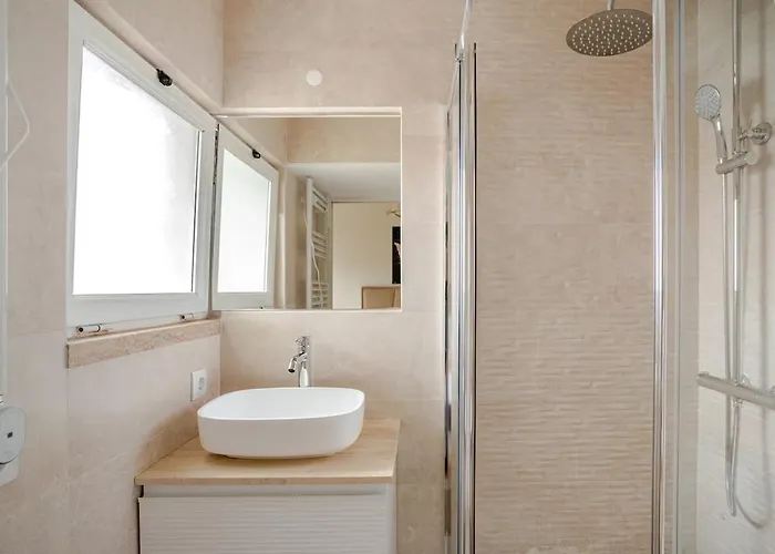 Oliva 50 - 4 Bedrooms And Office - 3 Bathrooms - Near Expo & Airport Διαμέρισμα *